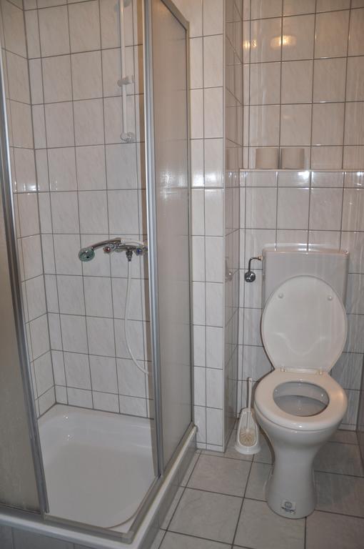 Landgasthof Doldewirt Bernbeuren Bagian luar foto