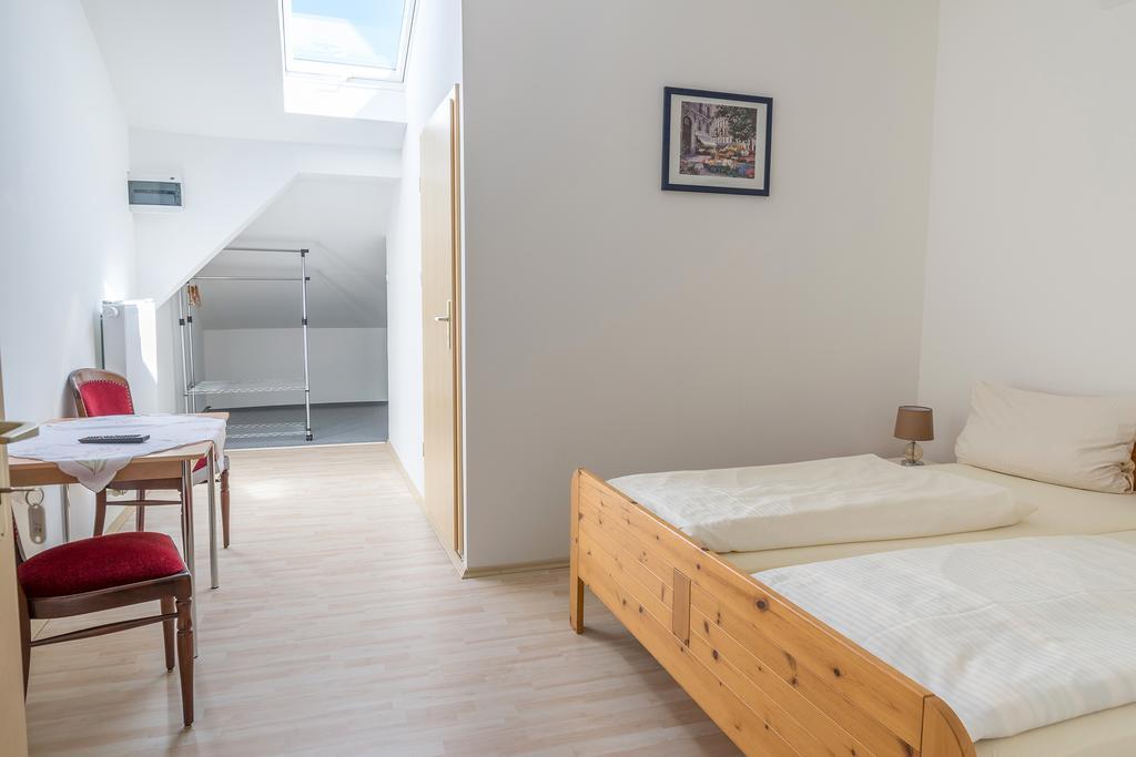 Landgasthof Doldewirt Bernbeuren Ruang foto
